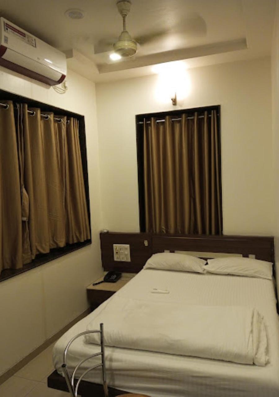 Hotel Regent Shivajinagar